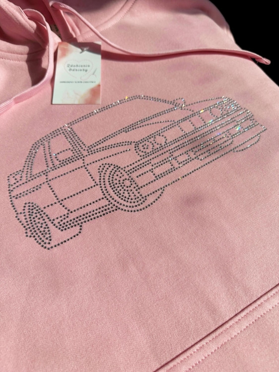 BMW cyrkonie bluza.jpg