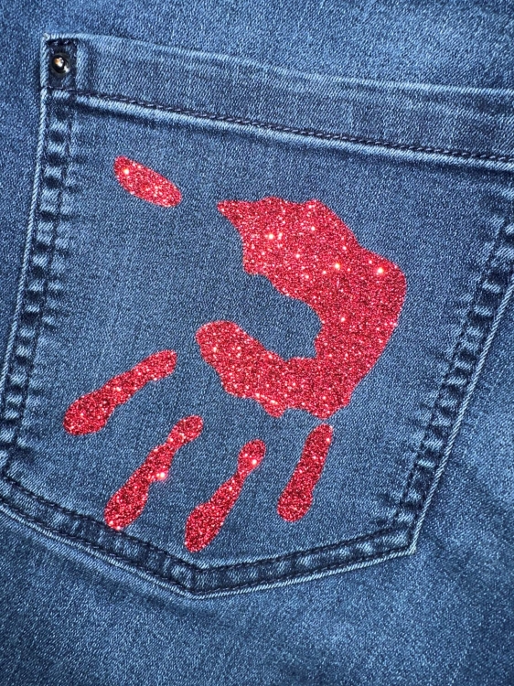 ręka krwawa brokat.jpeg