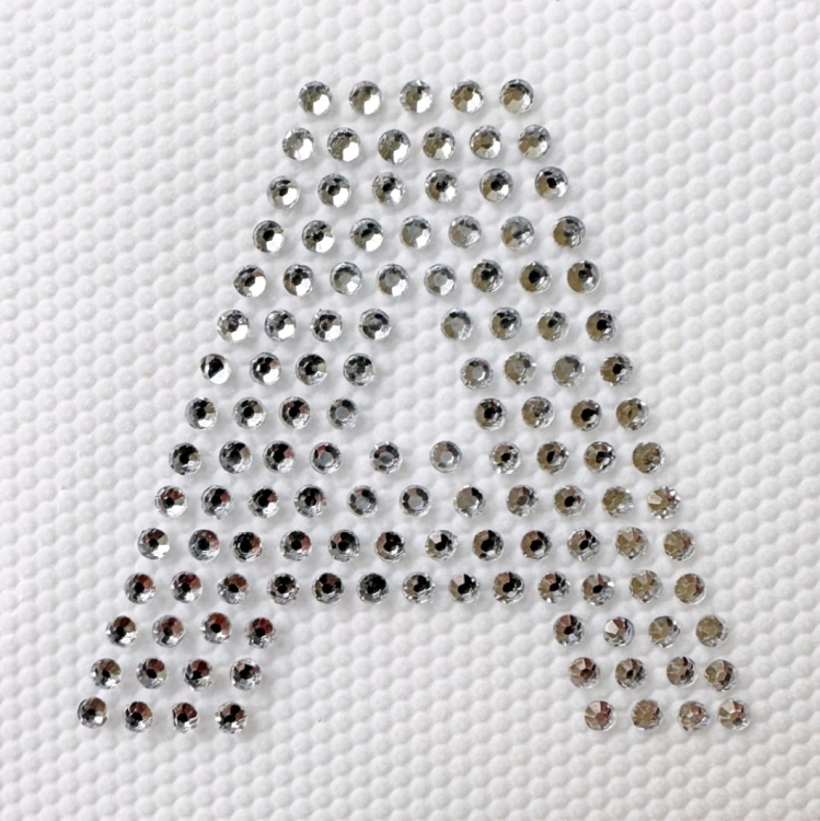 litera A kryształki.jpg