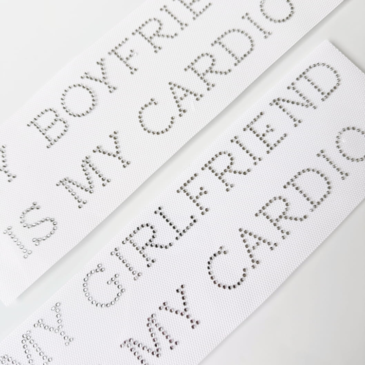 nadruk kryształki my girlfriend boyfriend  is my cardio.jpg