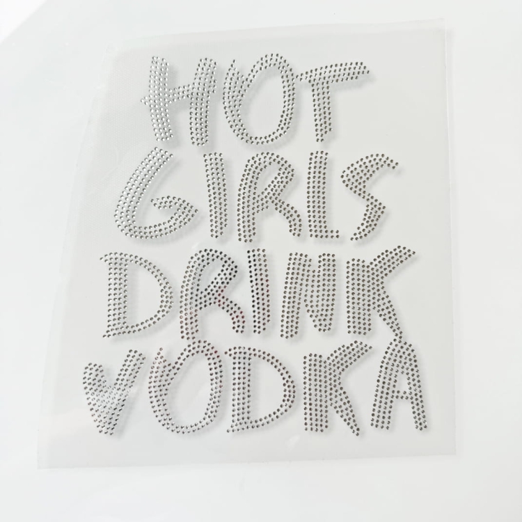 hot girls drink vodka kryształki.jpg