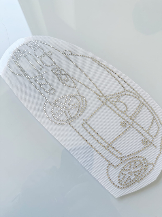 naprasowanka z diamencików bmw e87.JPG
