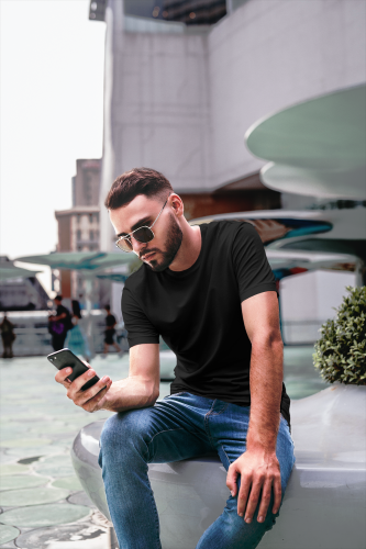 KOSZULKA MESKA CZARNA.png