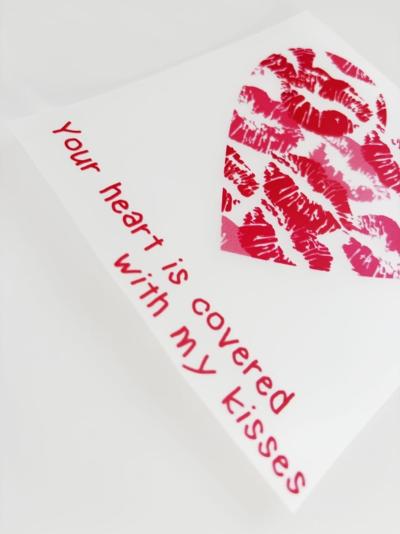 serce i usta motyw na ubranie.JPG