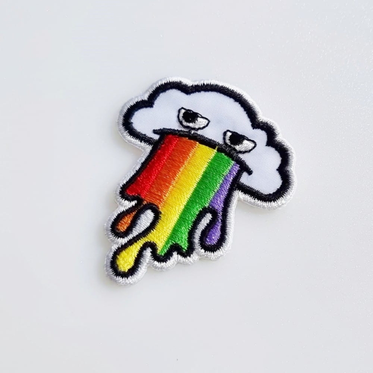 naszywka-termo-chmura-z-tecza (1).jpg