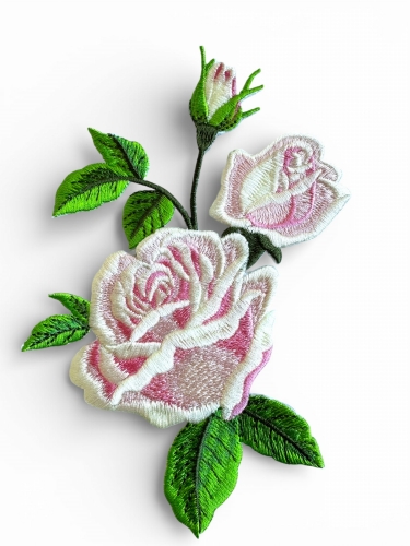 roza haftowana 1.jpg