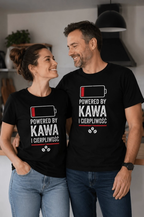 koszulka powered by kawa.png